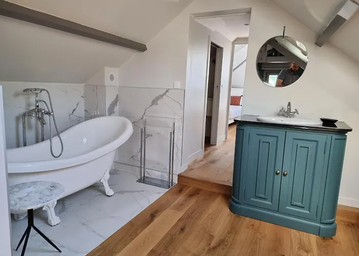 度假居 圣李奥纳多庄园酒店 *